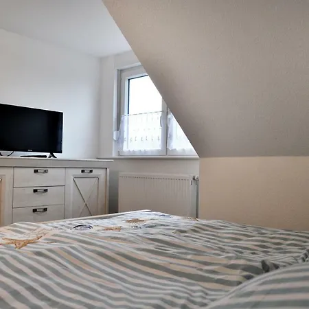Dieken's Huus Holiday home Schillig